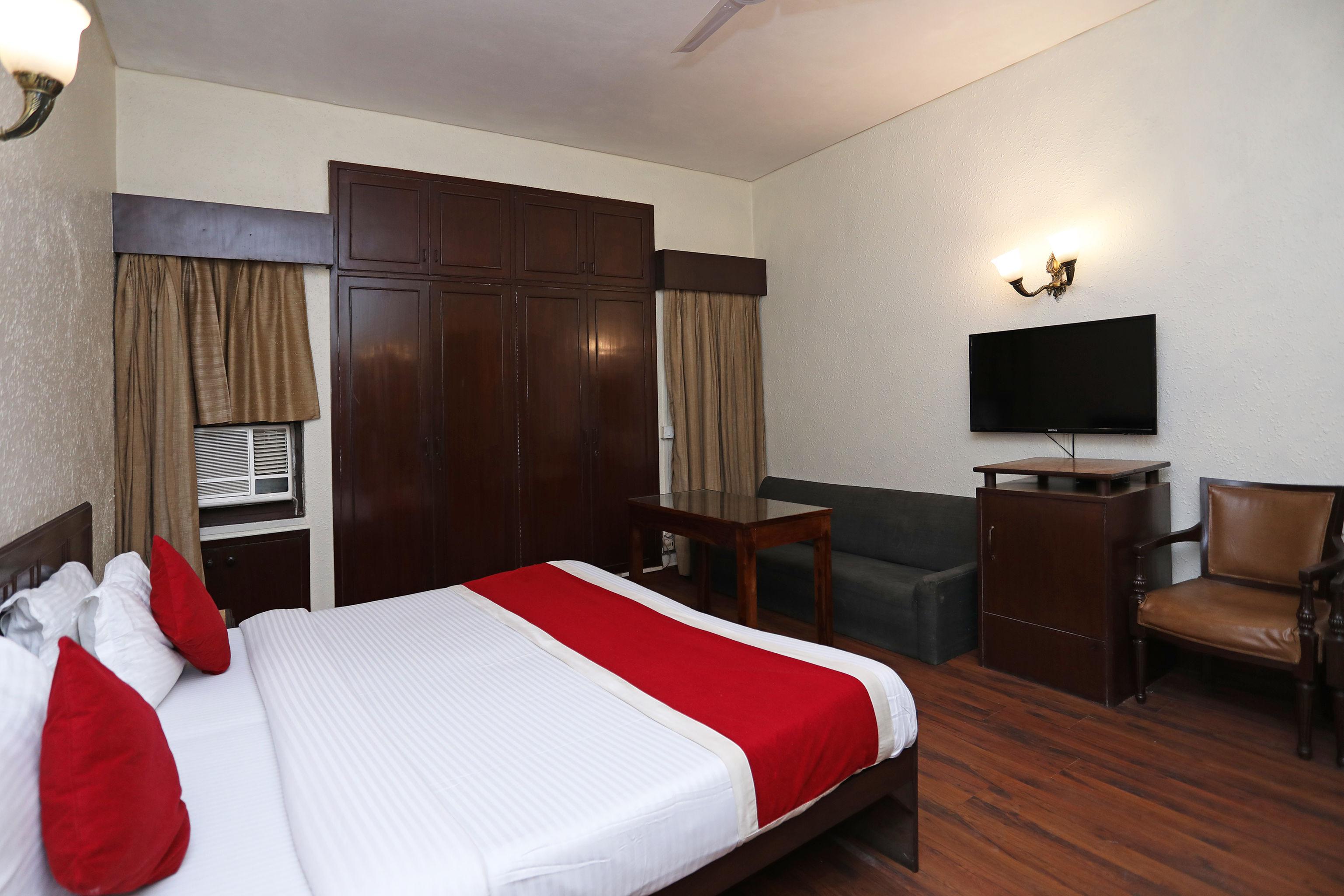 Collection O Hamilton Hotel Neu-Delhi Exterior foto