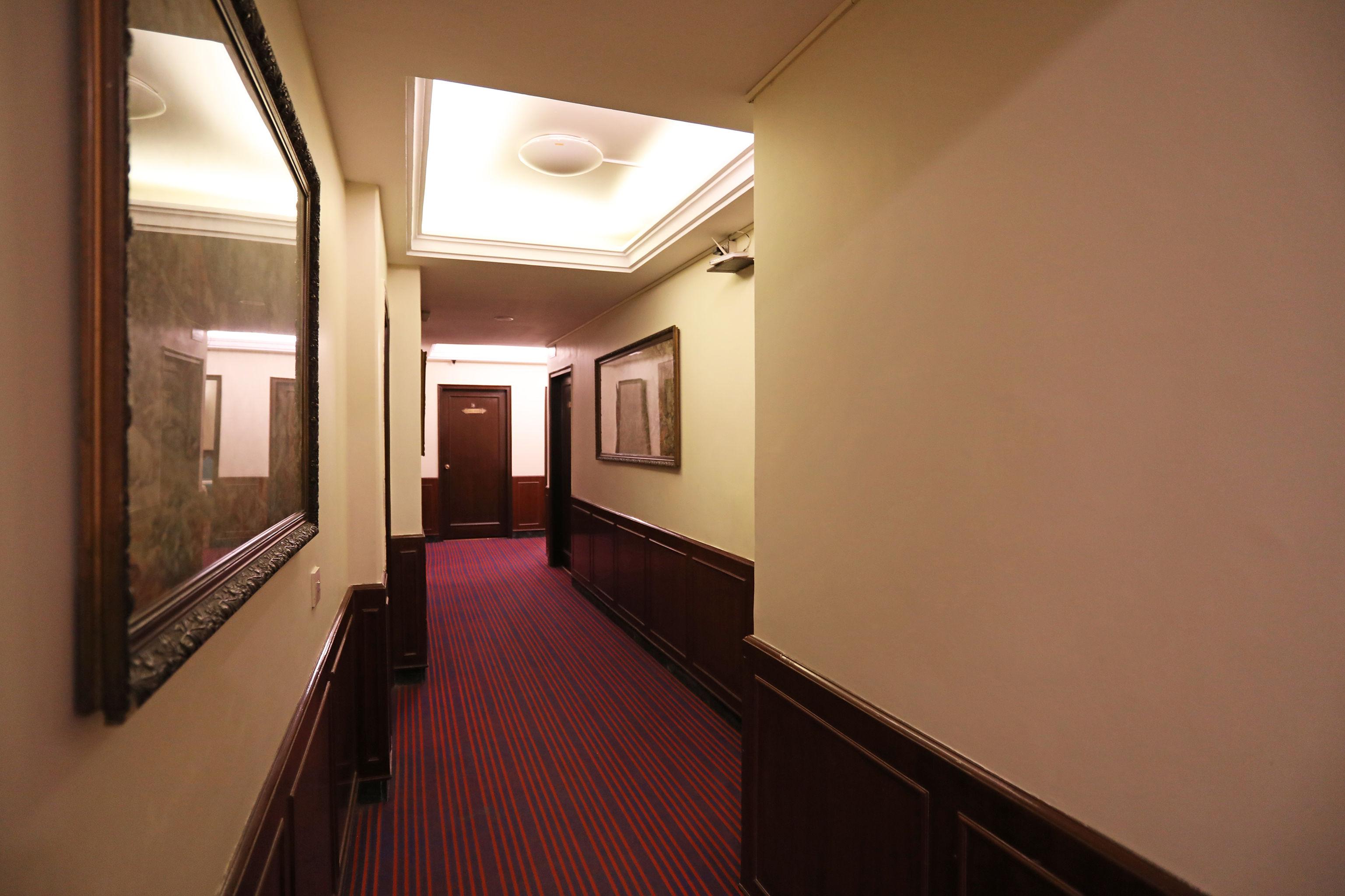 Collection O Hamilton Hotel Neu-Delhi Exterior foto